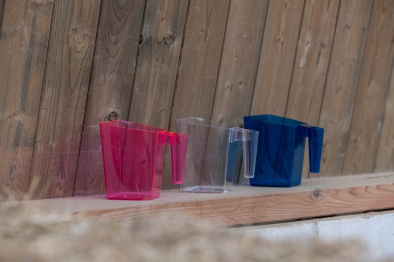 KERBL průhledná odměrka na krmivo 2l