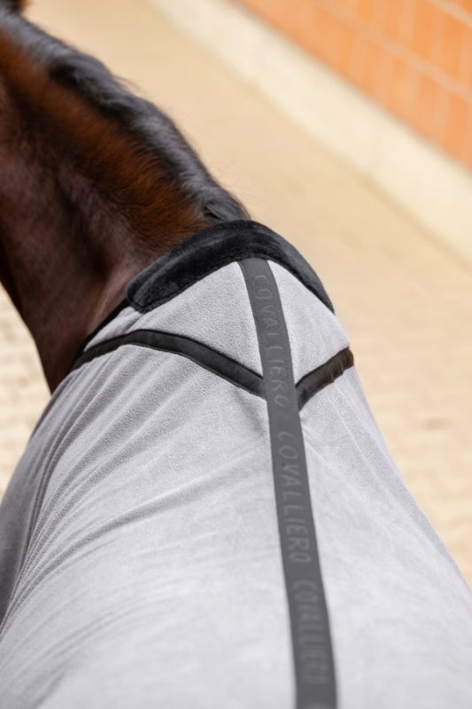 COVALLIERO A/W 2025 odpocovací deka pro koně