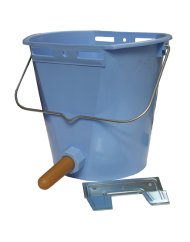Krmné vědro pro telata komplet TETI Blue s plechovým držákem