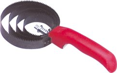 Kovové hřbílko pro skot, koně SPIRÁLA